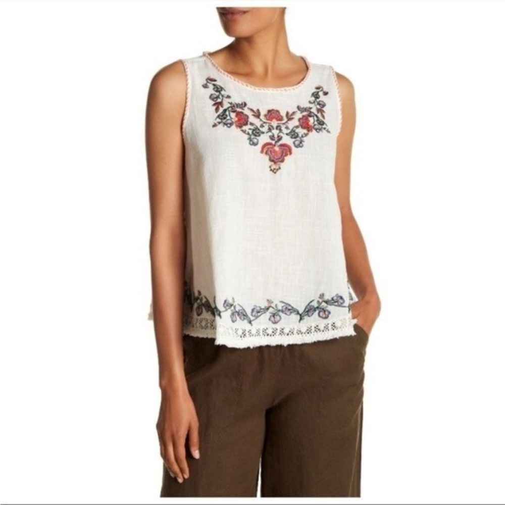 MAX STUDIO Sz M White‎ Embroidered Crochet Trapeze Top Tassel Tie Sleeveless